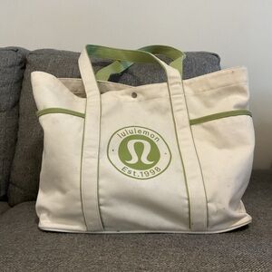 Lulu tote